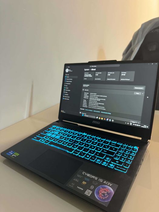 MSI Cyborg 15 A13VF – RTX 4060 8GB / i7 / 16GB DDR5 / Гаранция