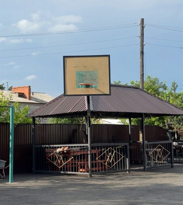 Коттедж во всей условиями