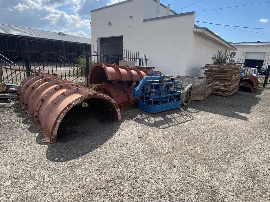 Продам опалубки  струбцины бадьи