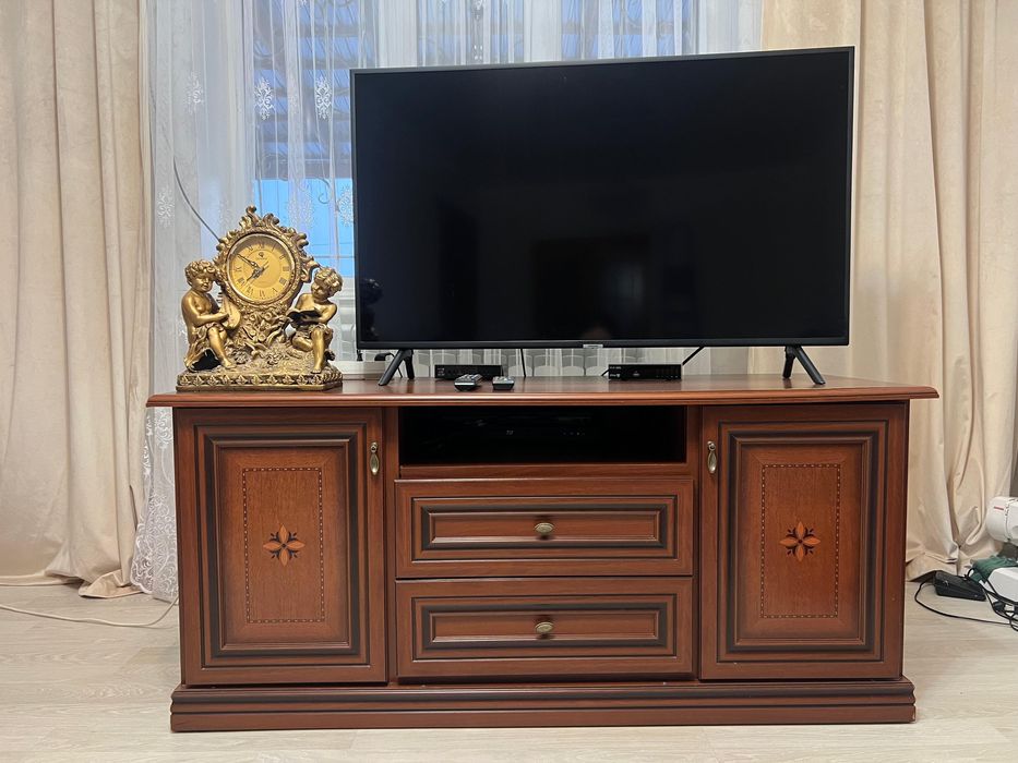 Шкаф под телевизор