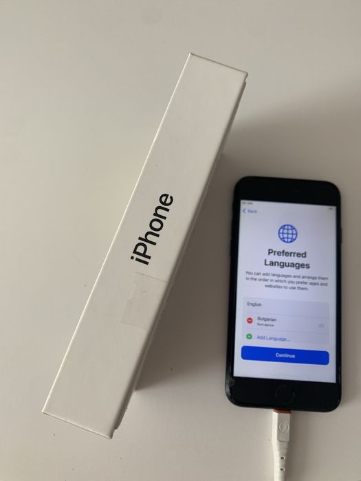 Iphone 7 със видими следи от употреба