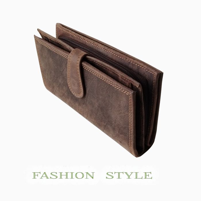 Елегантен портфейл от естествена кожа в кафяв цвят