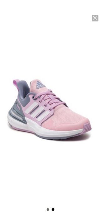 Vand adidasi Adidas noi