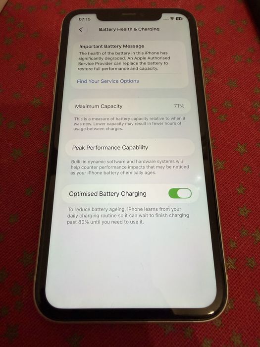 iPhone 11 white impecabil