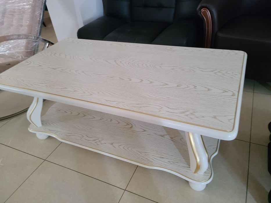 Jurnalni stol 137×75 bòyi 55  MDF YOĜOCH aralashgan sifatli