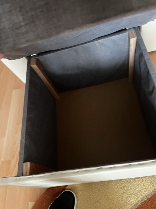 Fotoli in stare buna cu spatiu de depozitare
