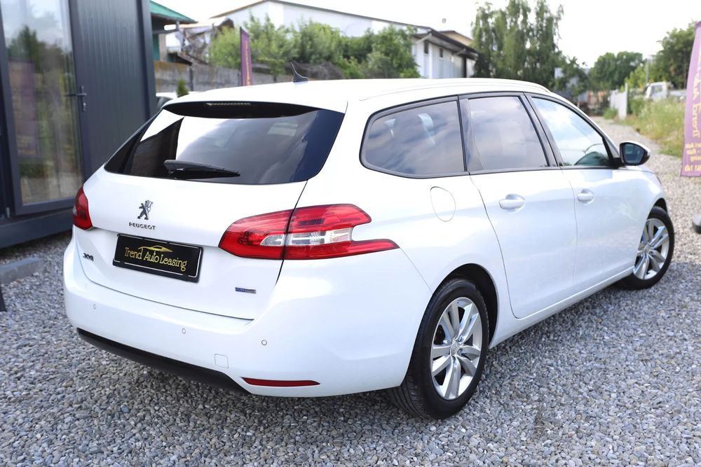 Peugeot 308 Rate Avans 0 / Garantie / 2017 Benzina Panorama Navi Led