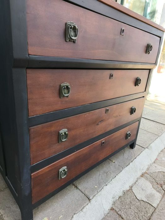 Реставриран скрин