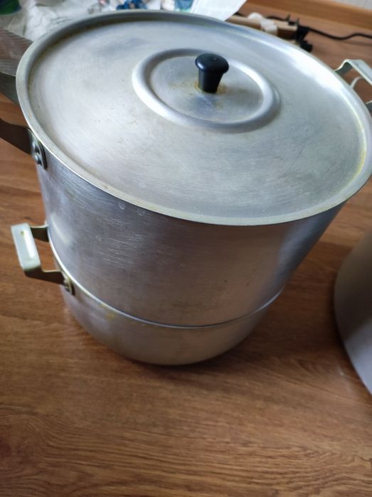 Кастрюли 40 и 20л+ мантоварка