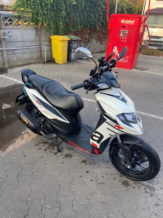 Scuter Aprilia SR 125cmc an 2024