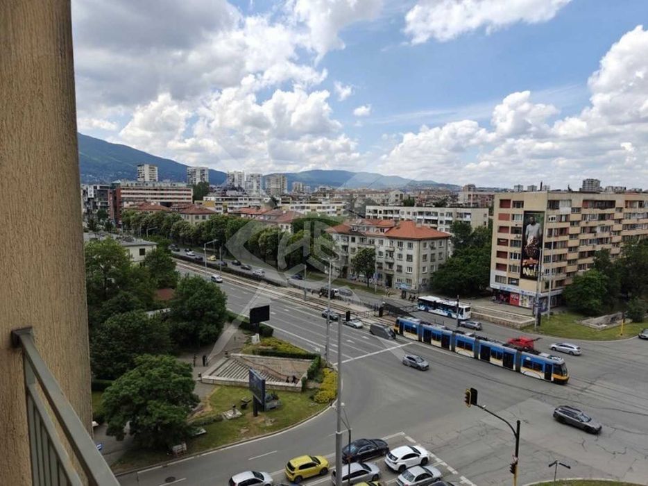 Продава се Тристаен апартамент в София, Стрелбище - 90 кв.м за 3300 €/кв.м - Снимка #7