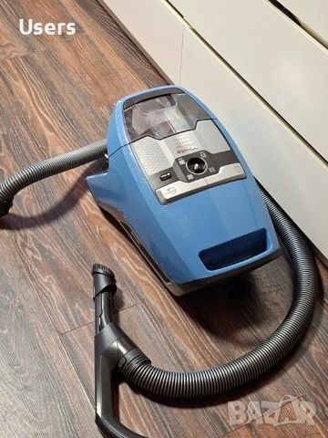 Прахосмукачка Miele Blizzard CX1 Parquet PowerLine - SKCF3