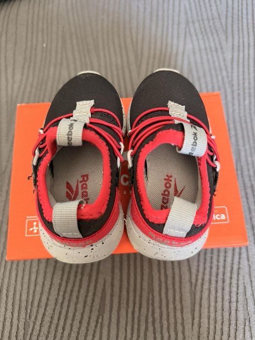 Reebok маратонки - 19.5 размер, 20 евро