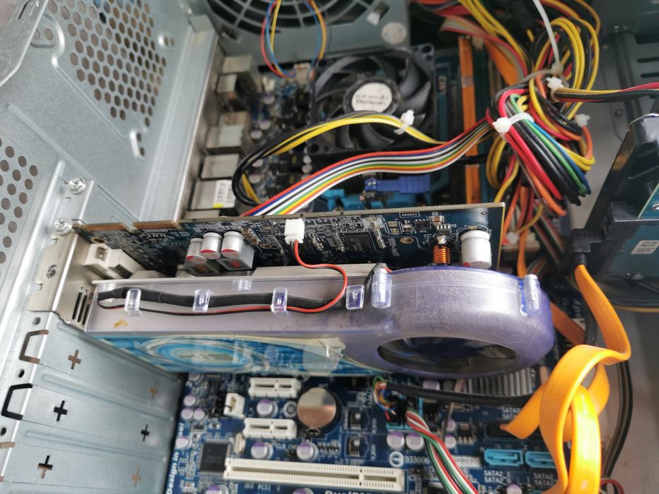 Продаю персональный компьютер