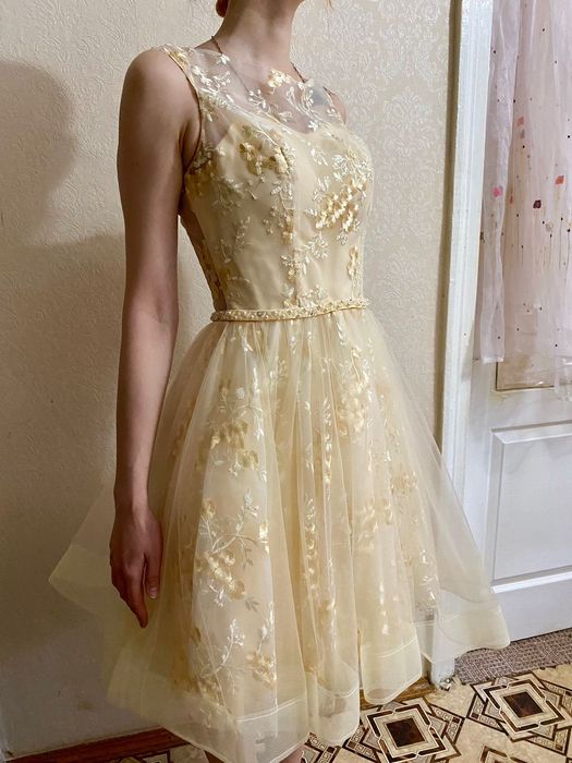 Продам выпускное платье