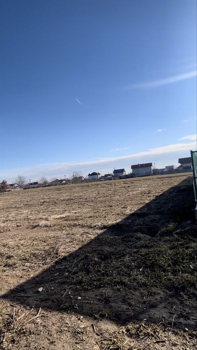 Teren Bradu 574 mp intravilan | utilități aproape | ideal casă sau investitie !