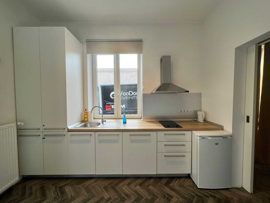 Proprietar vand apartament regim hotelier central