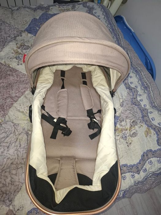 Продам коляску Текнум