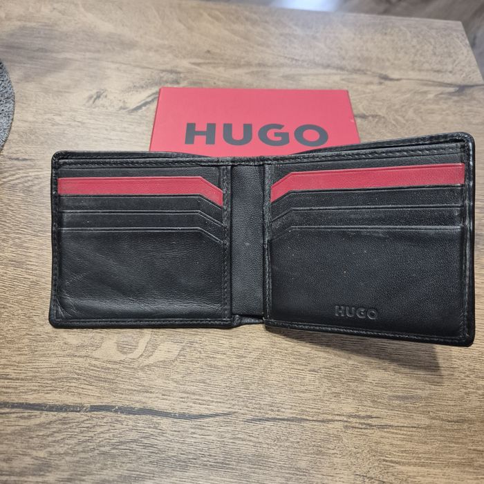 Hugo мъжки портфейл
