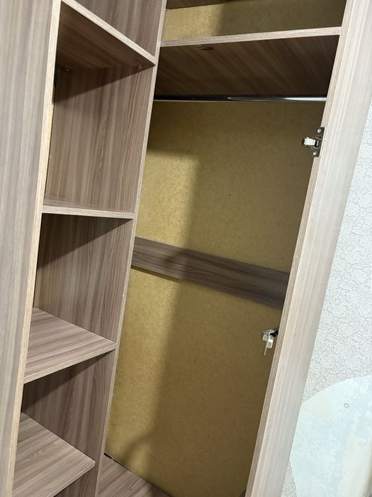 Продам шкаф