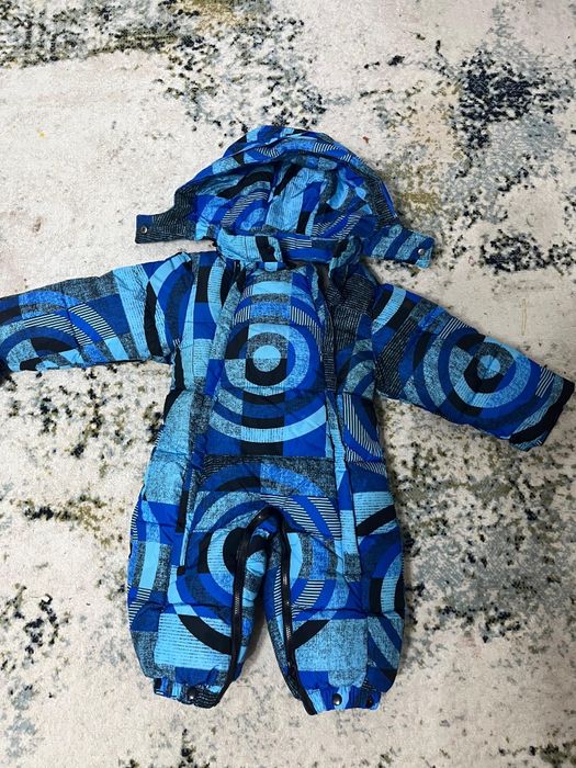 Продам 3 зимних комбинезона