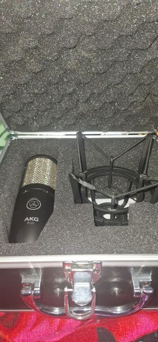 AKG P220 by Harman