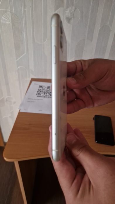 Продам iPone 11
