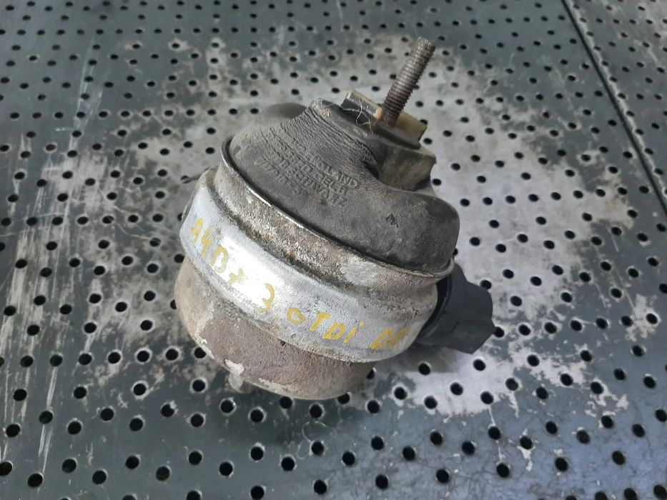 suport tampon motor 3.0 tdi bkn audi a4 b7 8e0199382b  8e0199379l