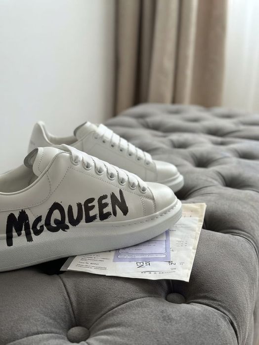 Adidasi Alexander Mcqueen Alb Graffiti