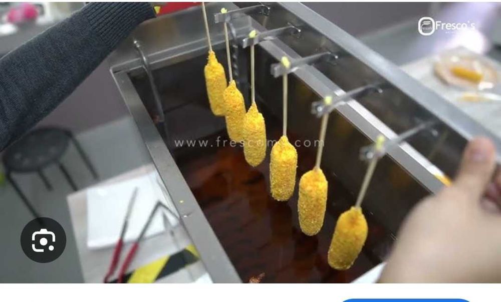 Продаю Электро Фритюрницу для корн догов и для прочего