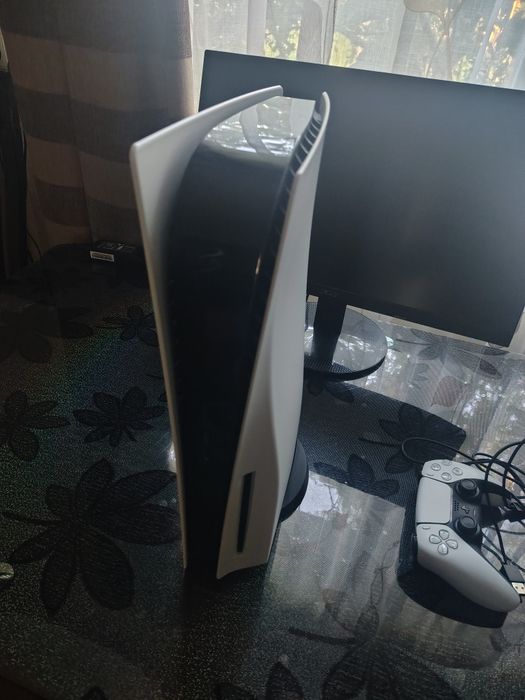 PlayStation 5 Fat 825GB