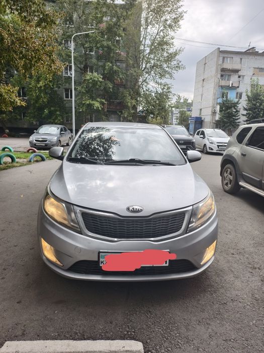 Автомобиль Kia Rio