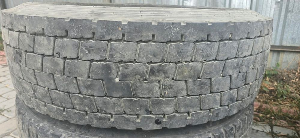 Шины для авто размер 315/70, 22,5