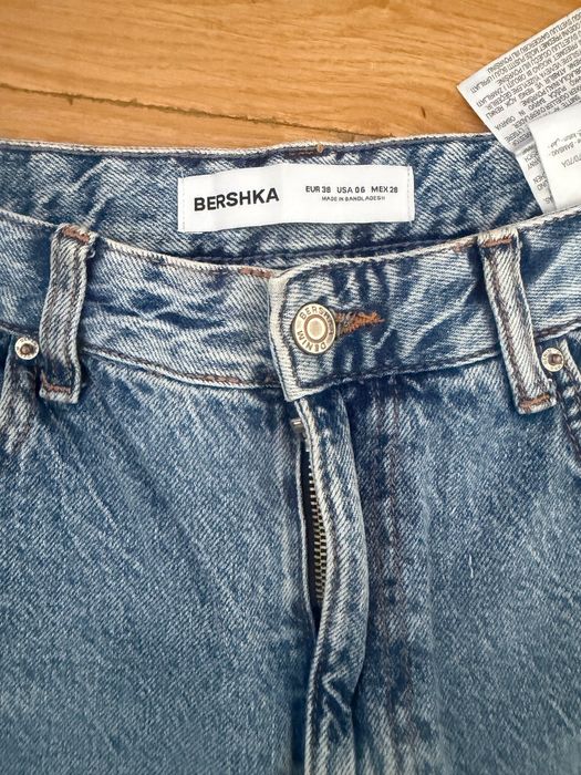 дънки bershka като нов