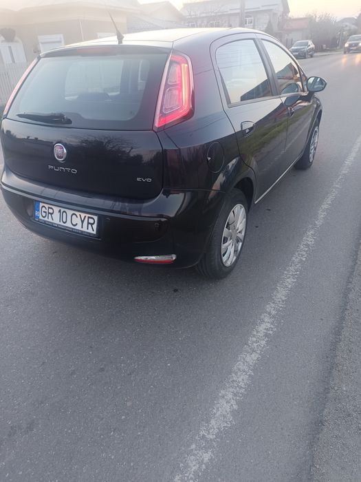 VAND FIAT PUNTO EVO BENZINA 1,2 AN 2011 KM 88600 reali