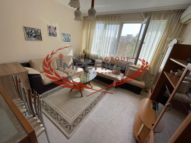 Дава се под наем Двустаен апартамент в Варна, Базар Левски - 60 кв.м за 459 € - Снимка #1