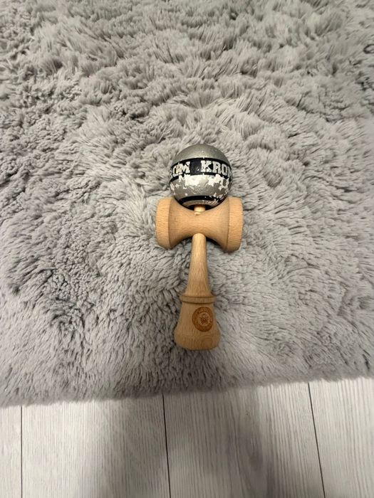 ( VANDIT NU DATI MESAJ )Krom Nelasanta  Stare Perfecta Kendama