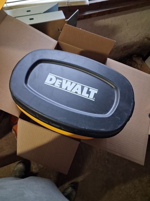 Вендуза DeWALT 18V