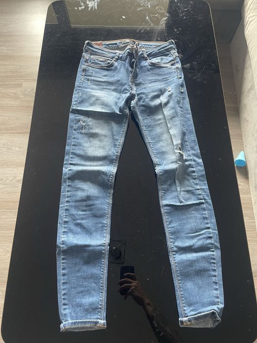 Zara 2 чифта N38 и един Stradivarius N 36