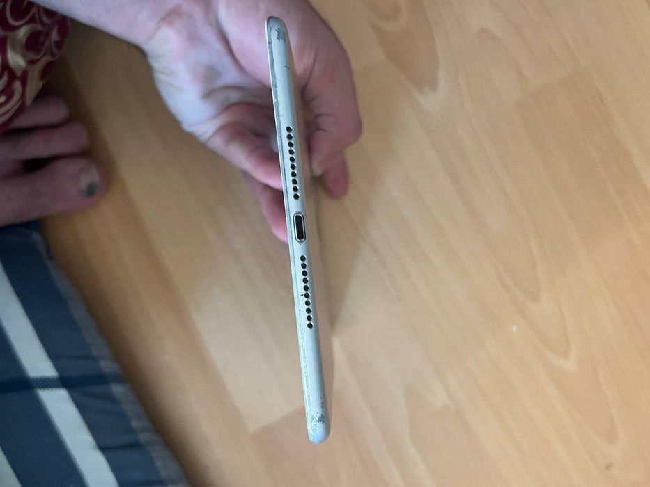 Ipad mini 5 sotiladi