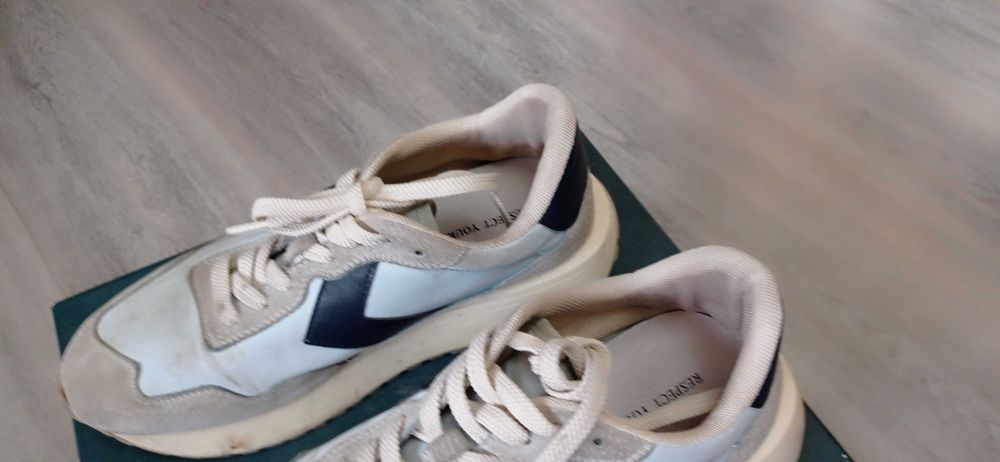 37 р-р кроссовки, сандалии, ботильоны