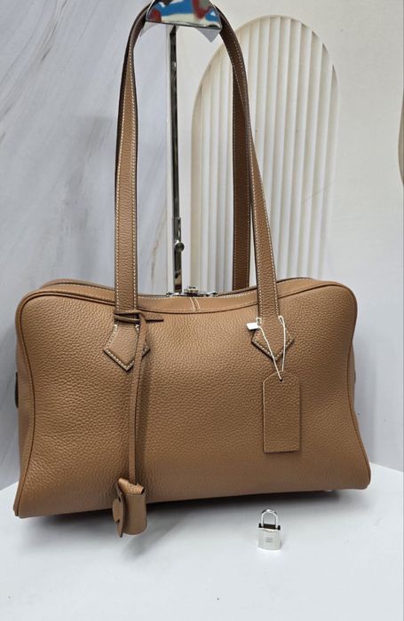 Сумка из натуральной кожи в стиле hermes