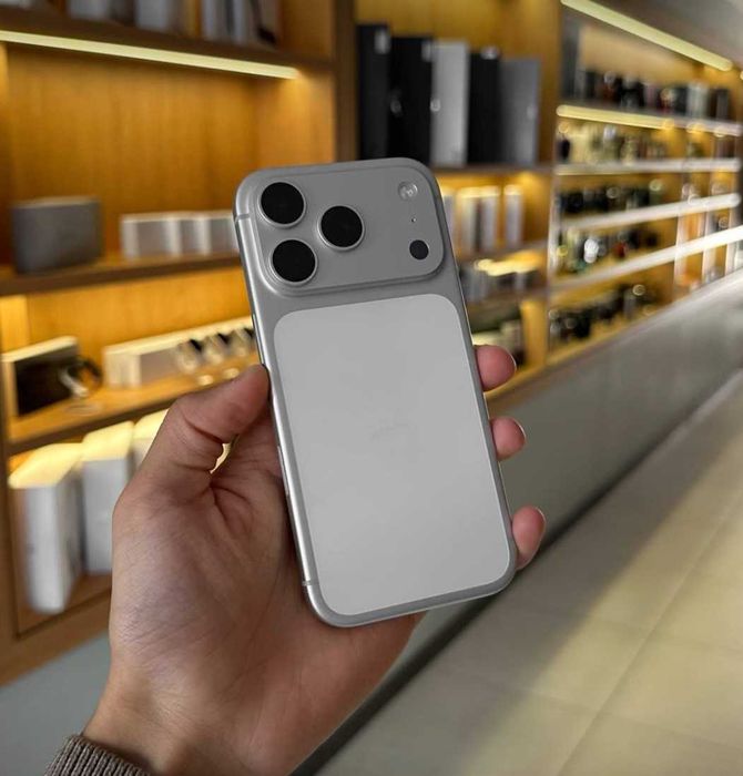 iPhone 17 Pro Max  В Рассрочку