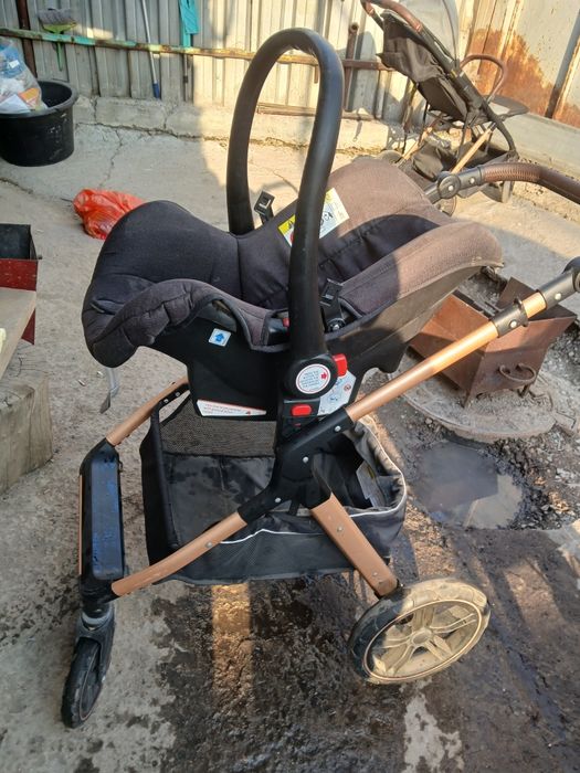Коляска трансформер +авто-кресло
