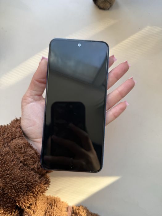 Продам телефон Редми