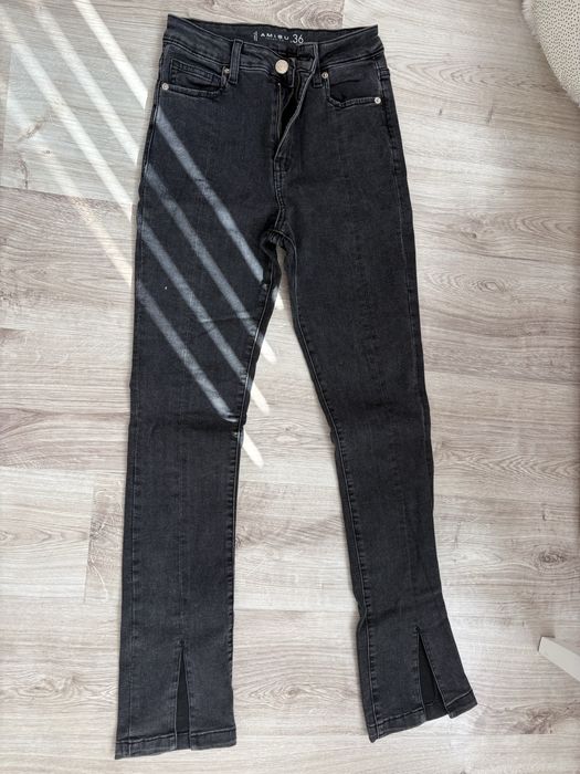 Дънки и панталони