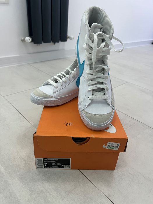 Adidasi NIKE BLAZER De Vanzare
