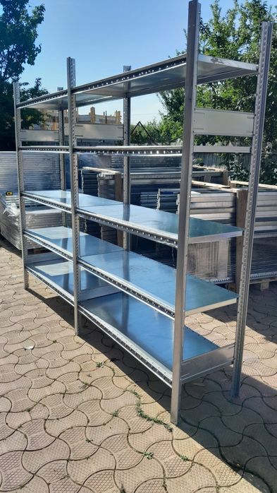 Vând rafturi zincate profesionale galvanizate