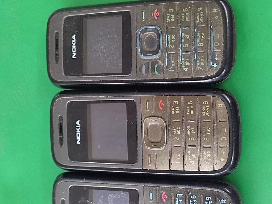 Телефон nokia 1208 четири броя