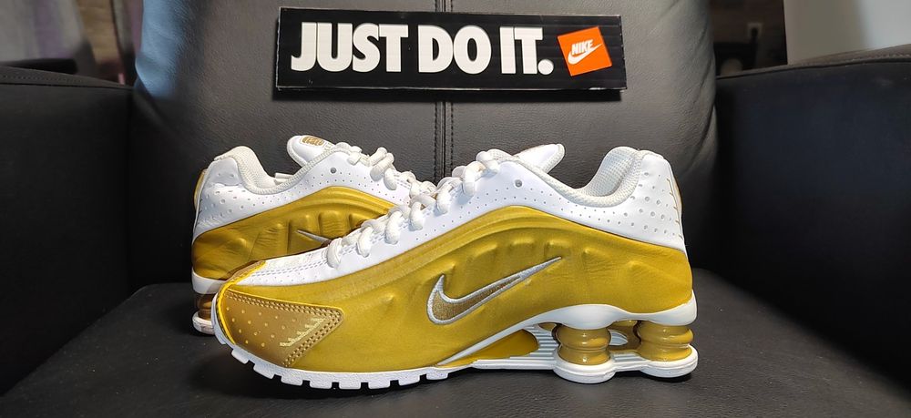 Nike Shox R4, номер 36